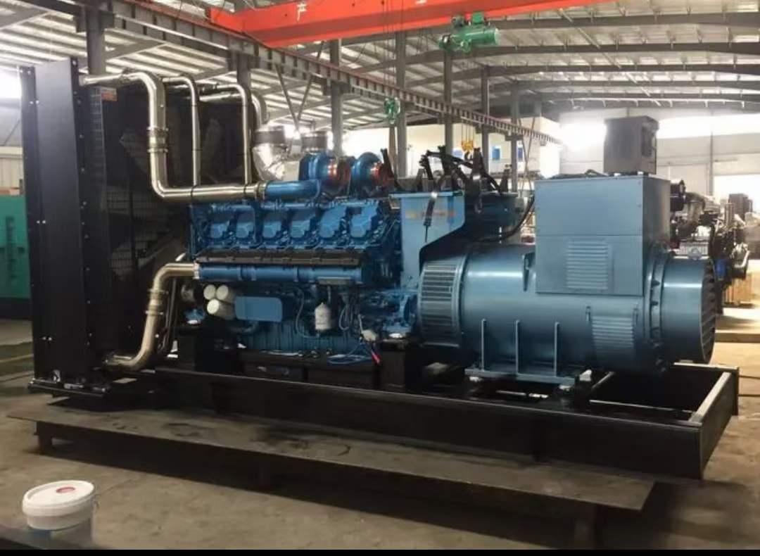 平定如何确定负载的功率因数波动范围？