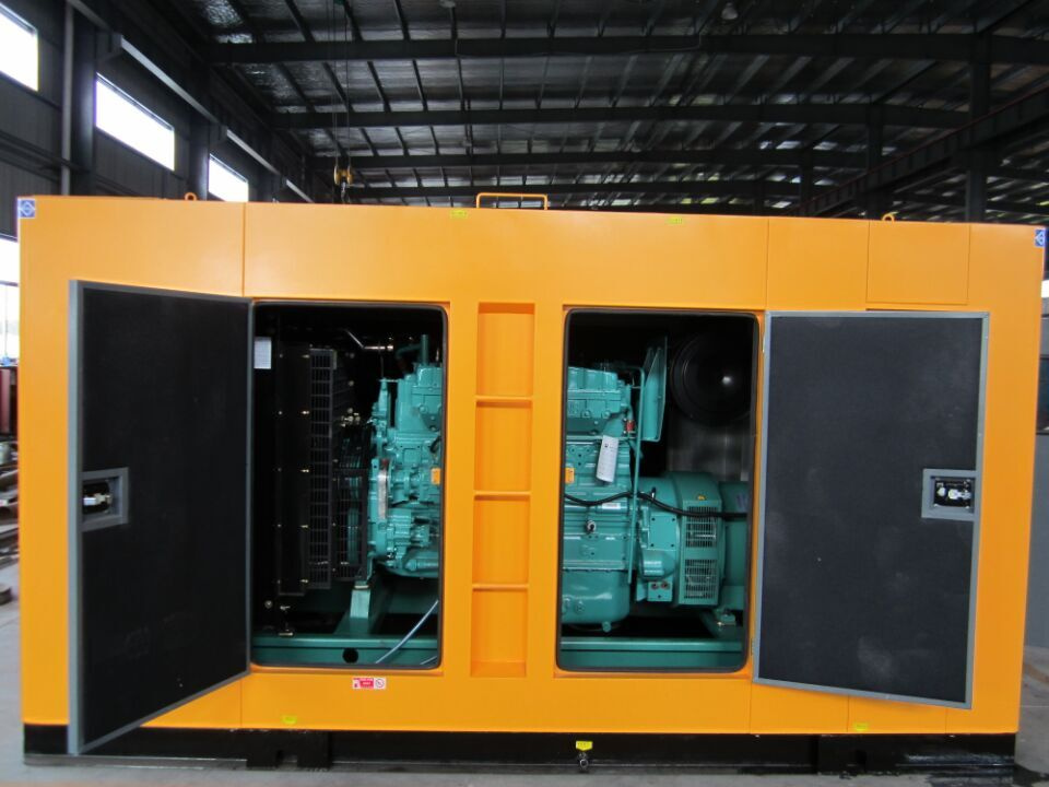 平定燃油压力传感器的作用是什么？