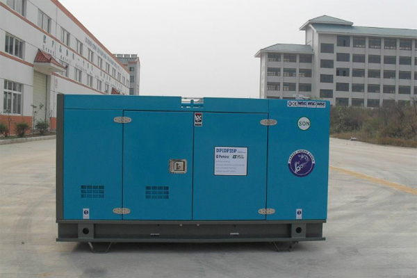 平定发电机租赁如何正确安装空气滤清器？