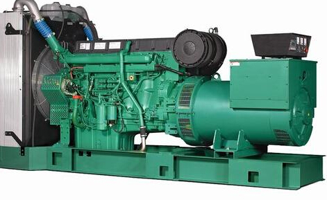 平定发电机除垢后需要用清水冲洗水冷式机油散热器几次？